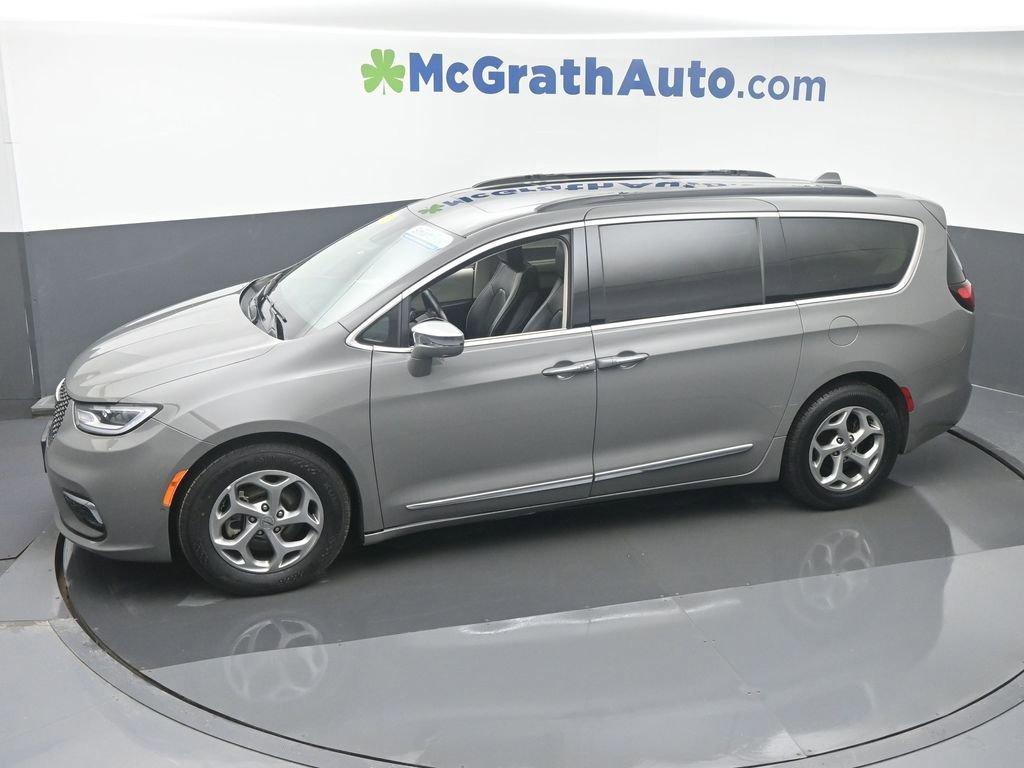 2022 Chrysler Pacifica Vehicle Photo in Cedar Rapids, IA 52402