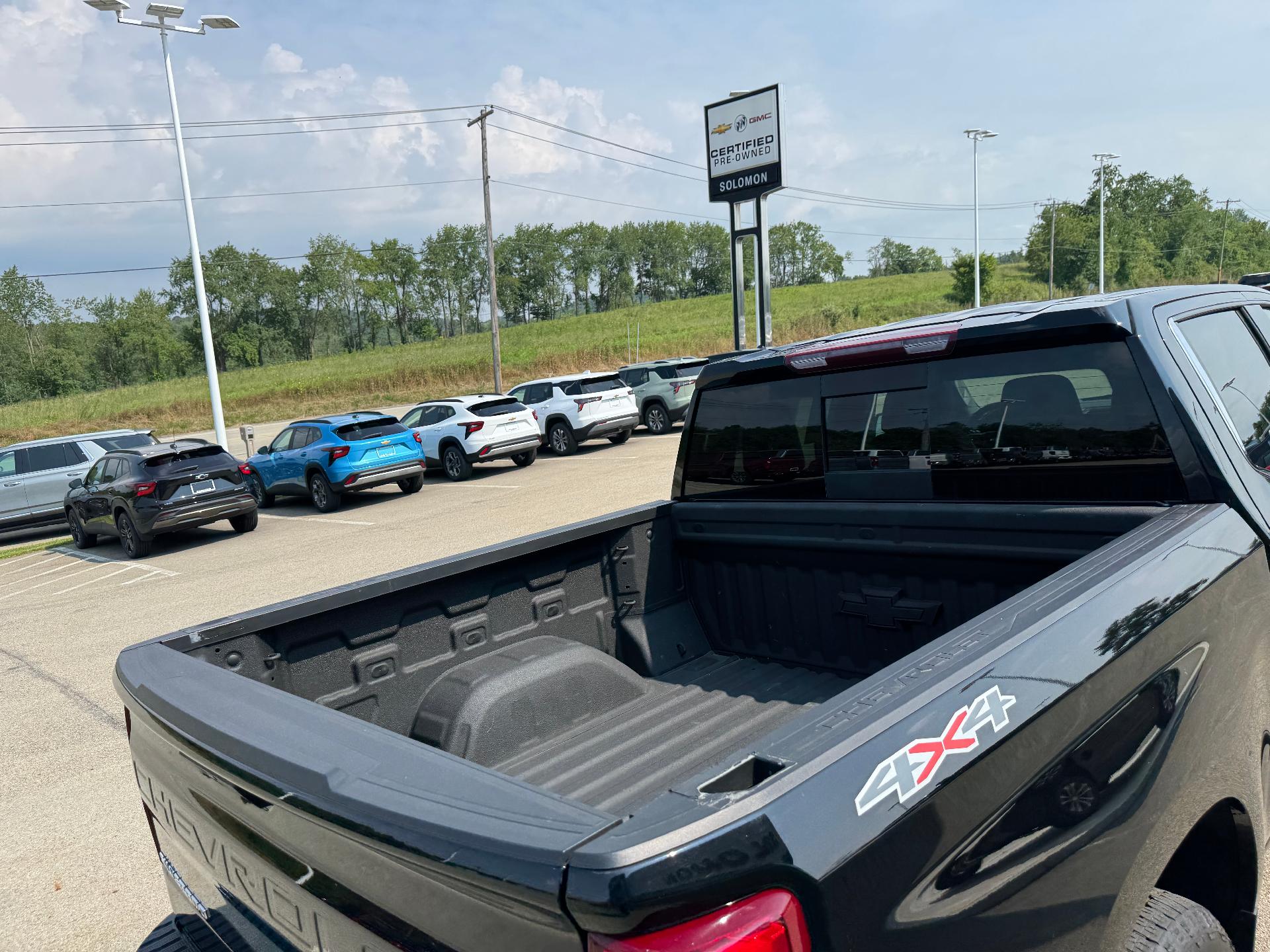 2023 Chevrolet Silverado 1500 LTZ - 10
