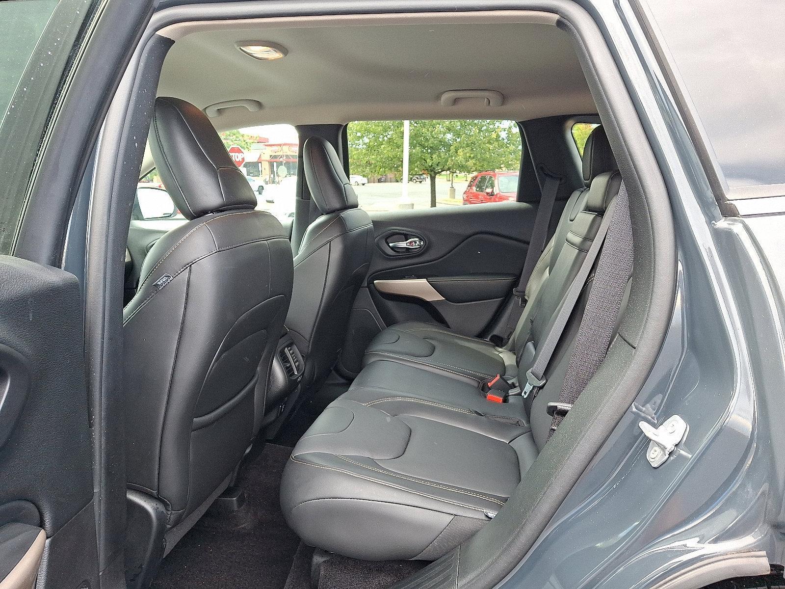 2018 Jeep Cherokee Vehicle Photo in Harrisburg, PA 17111