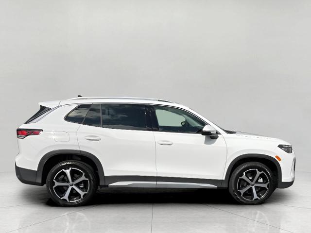 2025 Volkswagen Tiguan Vehicle Photo in Oshkosh, WI 54904