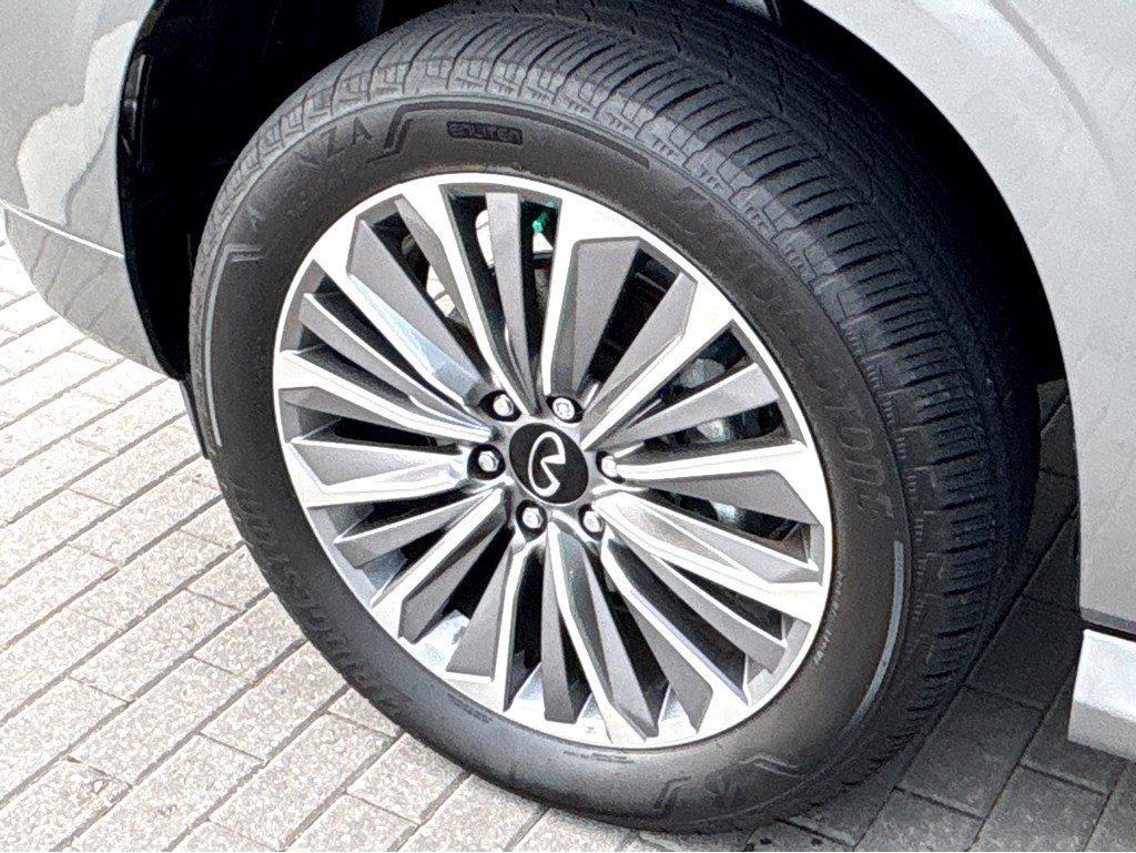 2025 INFINITI QX80 Vehicle Photo in SAVANNAH, GA 31406-4513