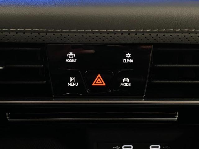 2024 Volkswagen Atlas Cross Sport Vehicle Photo in Appleton, WI 54913