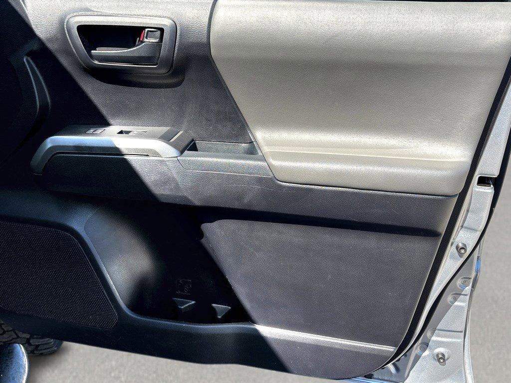 2020 Toyota Tacoma 2WD Vehicle Photo in SAVANNAH, GA 31406-4513