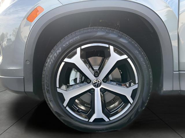 2025 Volkswagen Tiguan Vehicle Photo in Oshkosh, WI 54904