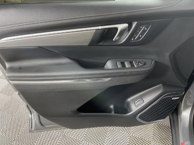 2025 Buick Enclave Vehicle Photo in GILBERT, AZ 85297-0402