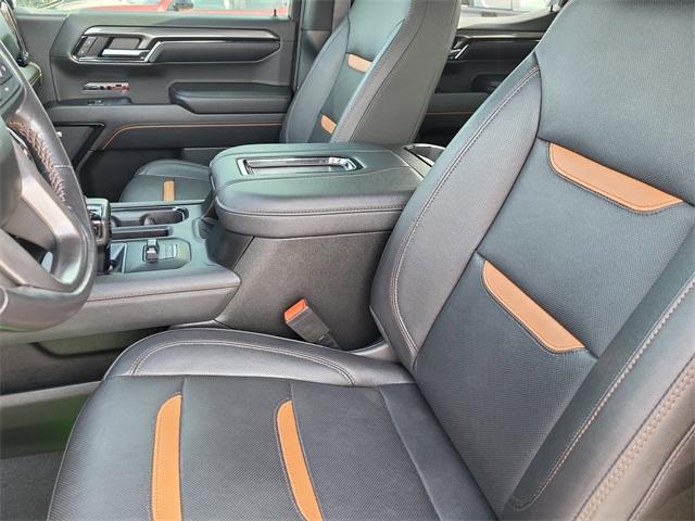 2022 GMC Sierra 1500 Vehicle Photo in AURORA, CO 80012-4011
