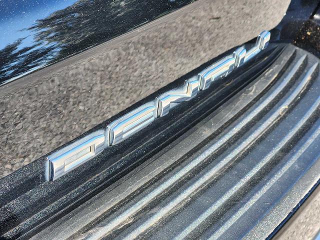 2021 GMC Yukon Vehicle Photo in DENTON, TX 76210-9321