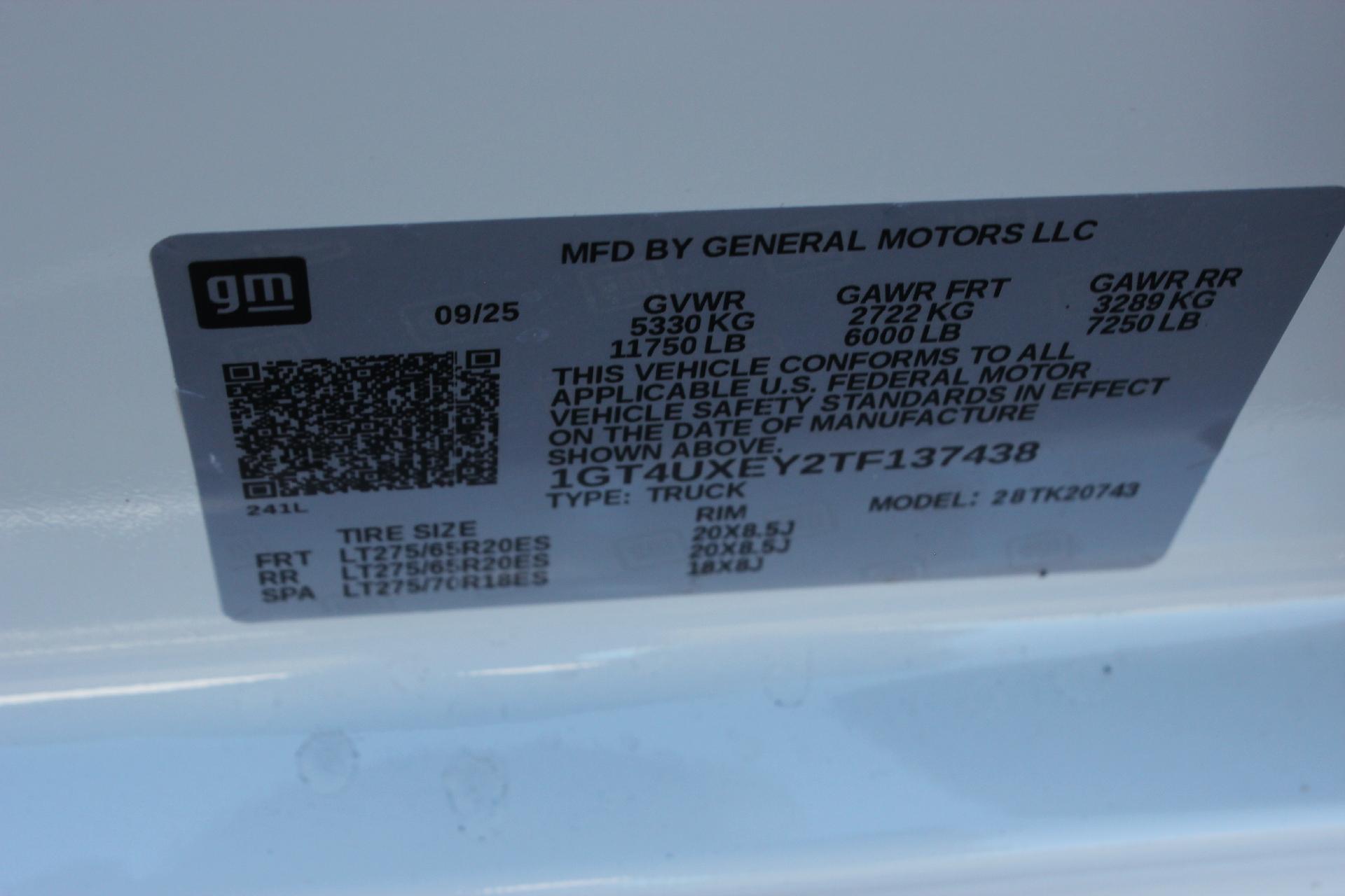 2026 GMC Sierra 2500 HD Vehicle Photo in AURORA, CO 80012-4011