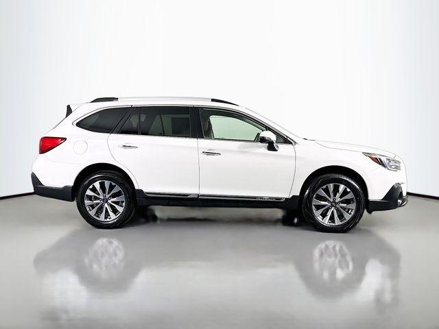 2019 Subaru Outback Vehicle Photo in Puyallup, WA 98371