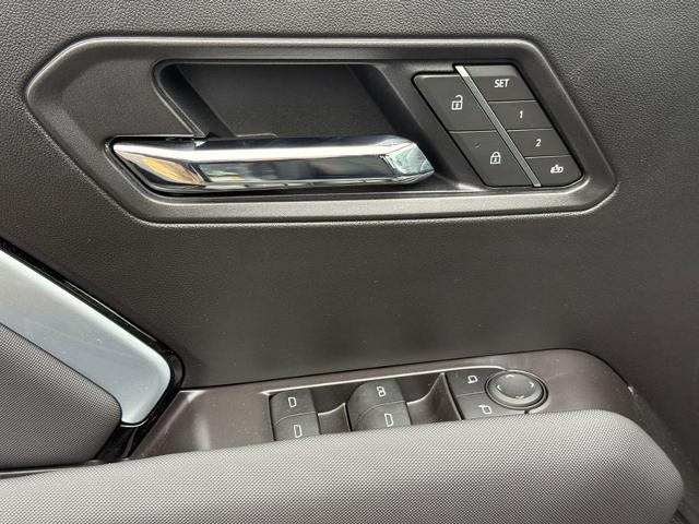 2025 Chevrolet Colorado Vehicle Photo in COLUMBIA, MO 65203-3903