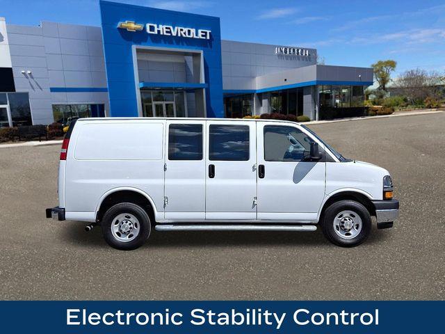 2023 Chevrolet Express Cargo 2500 Vehicle Photo in DANBURY, CT 06810-5034
