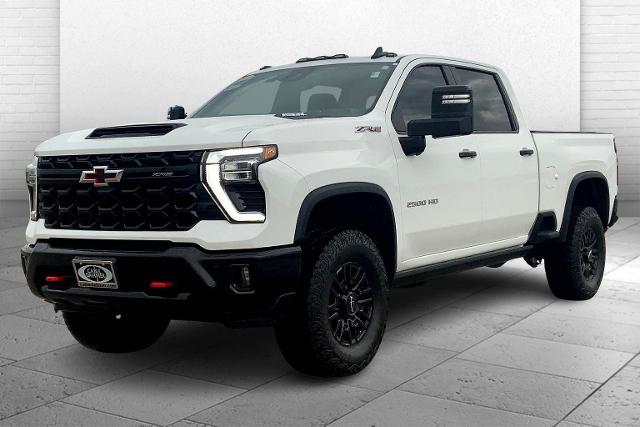 2025 Chevrolet Silverado 2500 HD Vehicle Photo in TOPEKA, KS 66609-0000