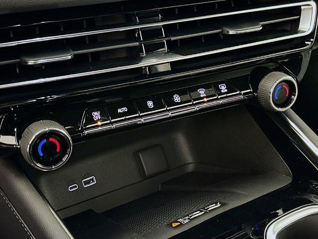 2026 Chevrolet Traverse Vehicle Photo in PUYALLUP, WA 98371-4149