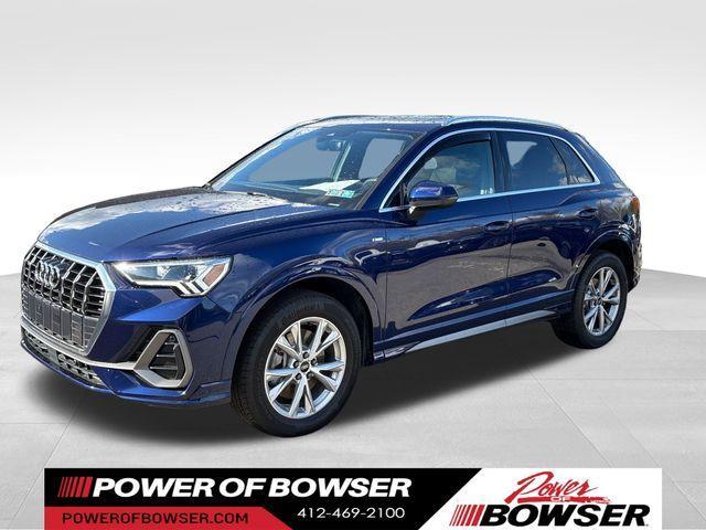 2023 Audi Q3 Vehicle Photo in Pleasant Hills, PA 15236
