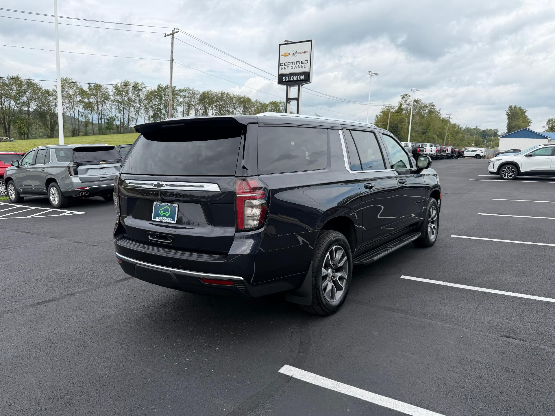 2023 Chevrolet Suburban LS - 5