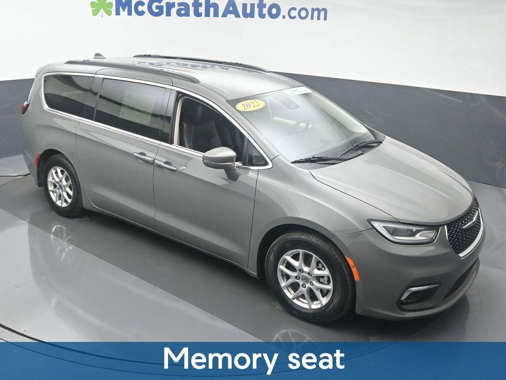 2022 Chrysler Pacifica Vehicle Photo in Cedar Rapids, IA 52402