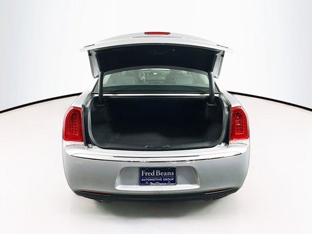 2020 Chrysler 300 Vehicle Photo in Flemington, NJ 08822