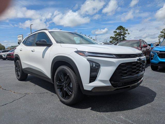 2025 Chevrolet Trax Vehicle Photo in BRUNSWICK, GA 31525-1881