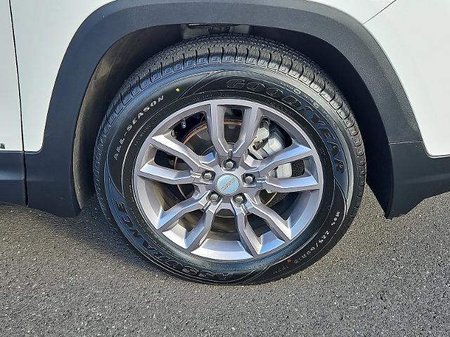 2022 GMC Terrain Vehicle Photo in TREVOSE, PA 19053-4984