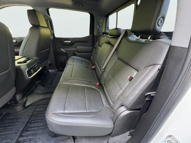 2021 GMC Sierra 1500 Vehicle Photo in LEOMINSTER, MA 01453-2952