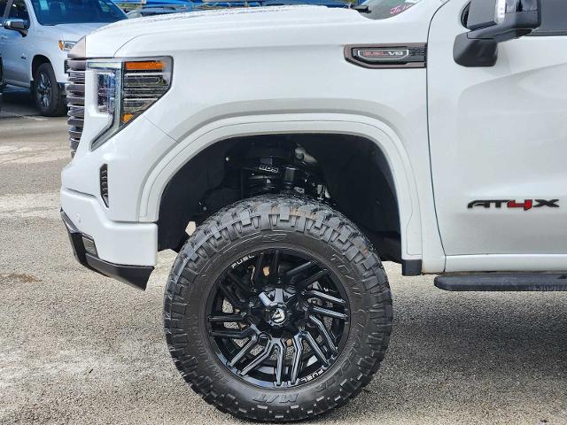 2022 GMC Sierra 1500 Vehicle Photo in DENTON, TX 76210-9321