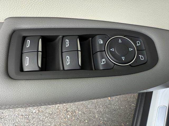 2025 Cadillac XT6 Vehicle Photo in LEOMINSTER, MA 01453-2952