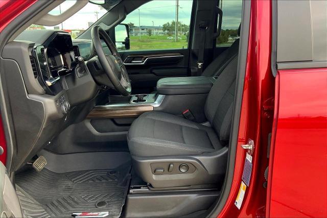 2024 Chevrolet Silverado 2500 HD Vehicle Photo in TOPEKA, KS 66609-0000