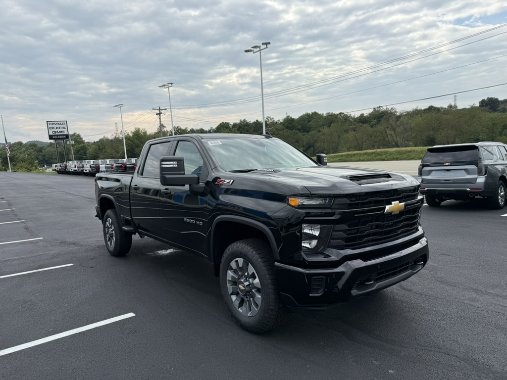 2026 Chevrolet Silverado 2500 HD photo 7 of 9