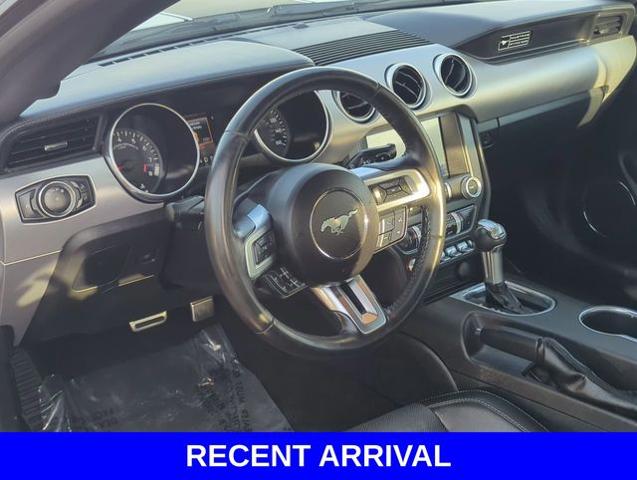 2020 Ford Mustang Vehicle Photo in Merrillville, IN 46410