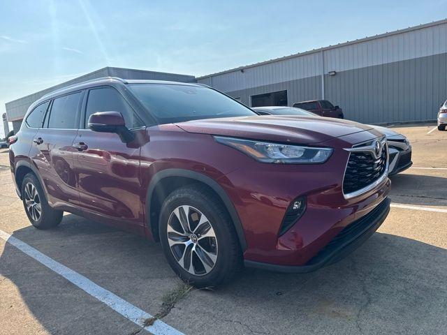 2020 Toyota Highlander Vehicle Photo in Jonesboro, AR 72404