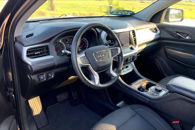 2022 GMC Acadia Vehicle Photo in TOPEKA, KS 66609-0000