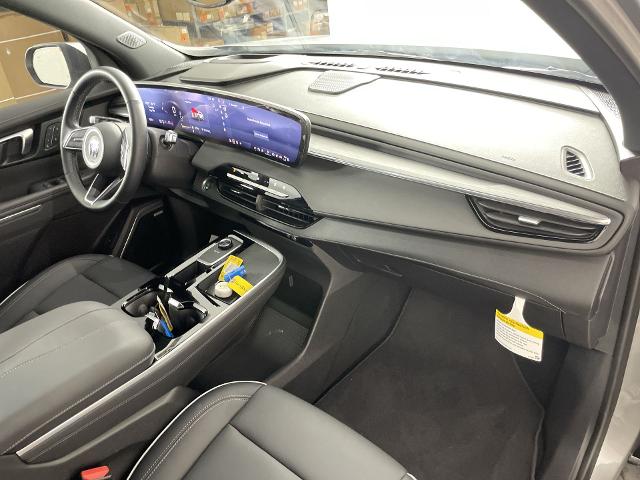 2025 Buick Enclave Vehicle Photo in GILBERT, AZ 85297-0402