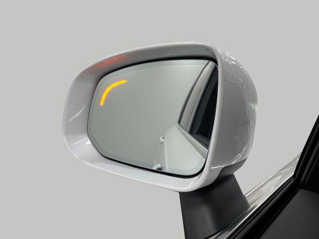2025 Volvo XC90 Plug-In Hybrid Vehicle Photo in Appleton, WI 54913