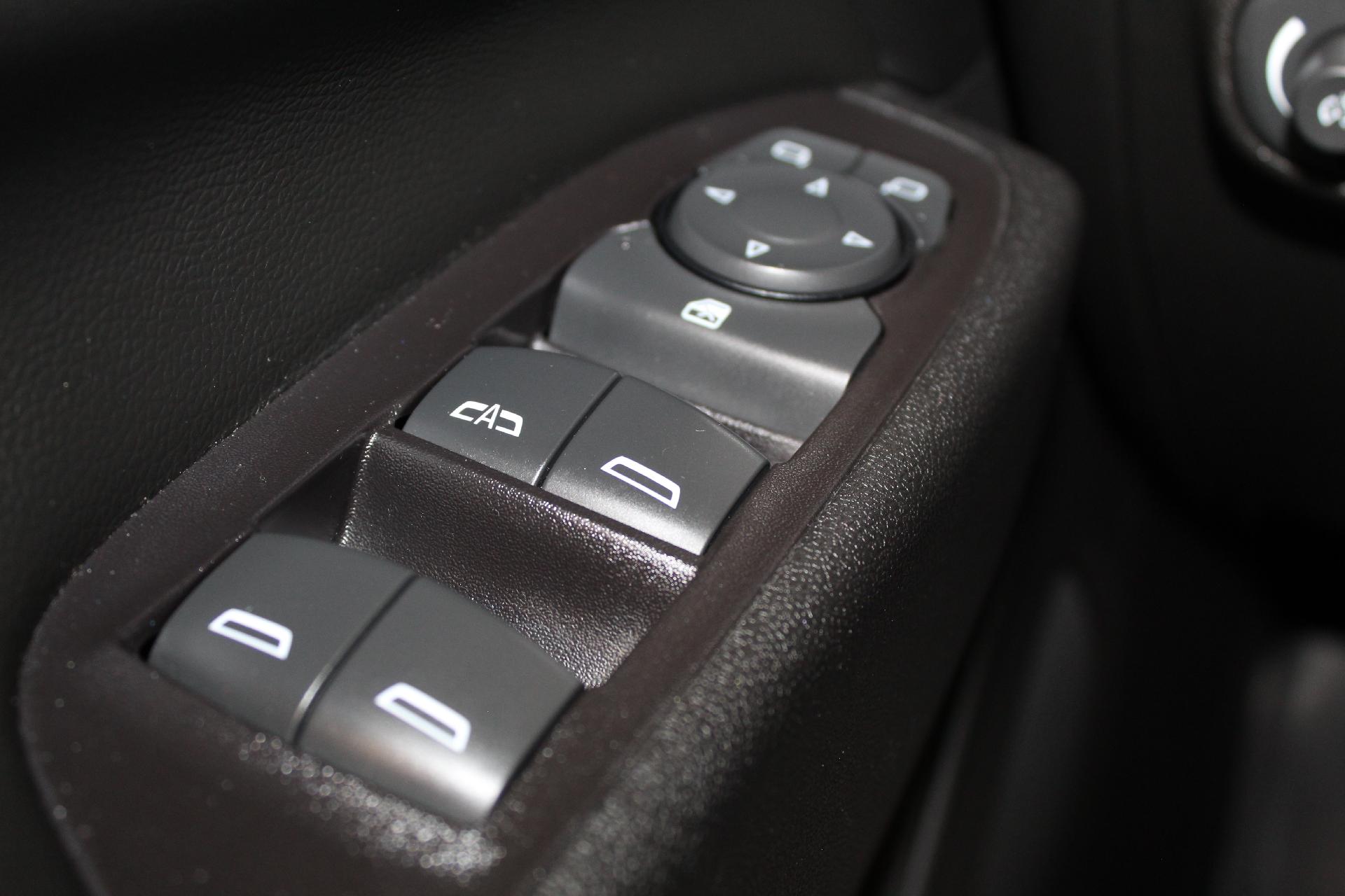 2020 Chevrolet Equinox Vehicle Photo in NORTHAMPTON, MA 01060-1120