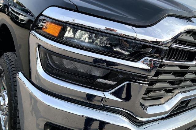2025 Ram 2500 Vehicle Photo in KANSAS CITY, MO 64114-4502
