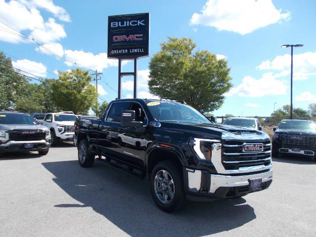 2025 GMC Sierra 2500 HD Vehicle Photo in LOWELL, MA 01852-4336