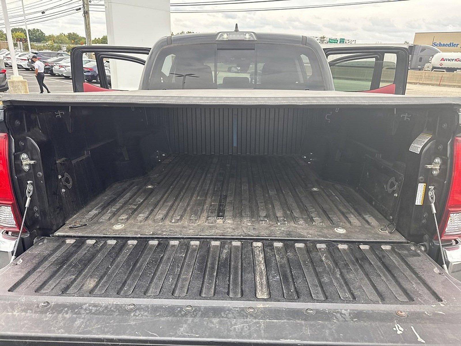 2019 Toyota Tacoma 4WD Vehicle Photo in Harrisburg, PA 17111