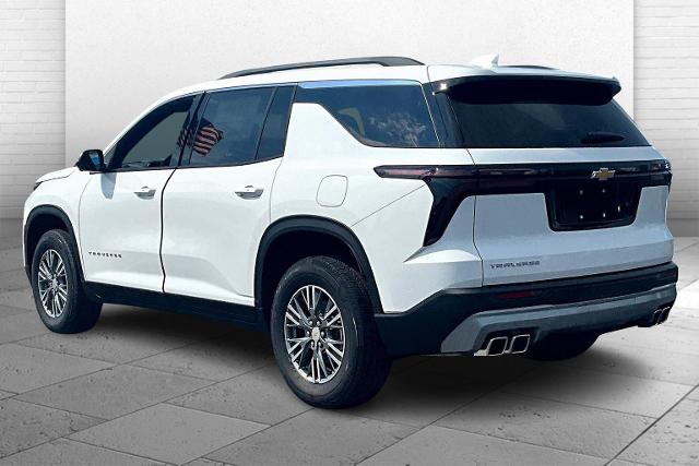 2025 Chevrolet Traverse Vehicle Photo in TOPEKA, KS 66609-0000
