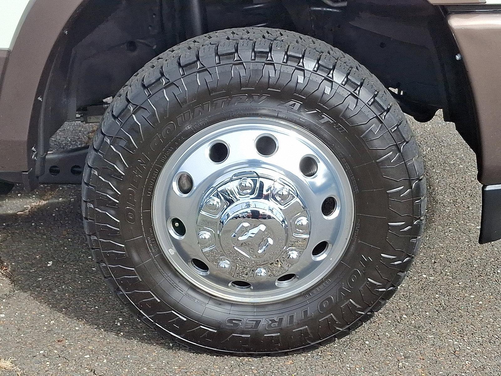 2022 Ram 3500 Vehicle Photo in Trevose, PA 19053