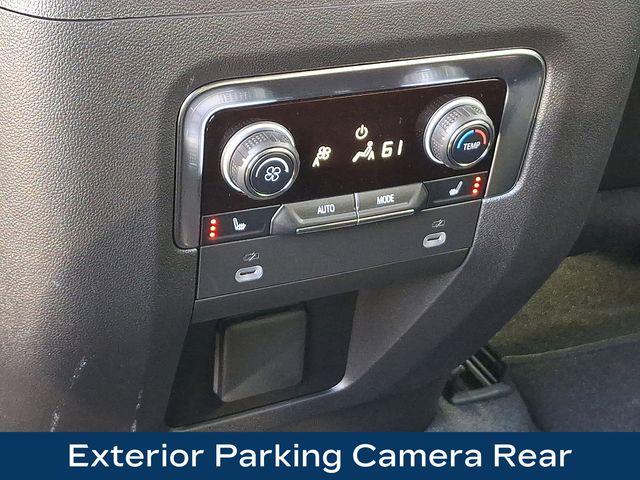 2024 Chevrolet Suburban Vehicle Photo in DANBURY, CT 06810-5034