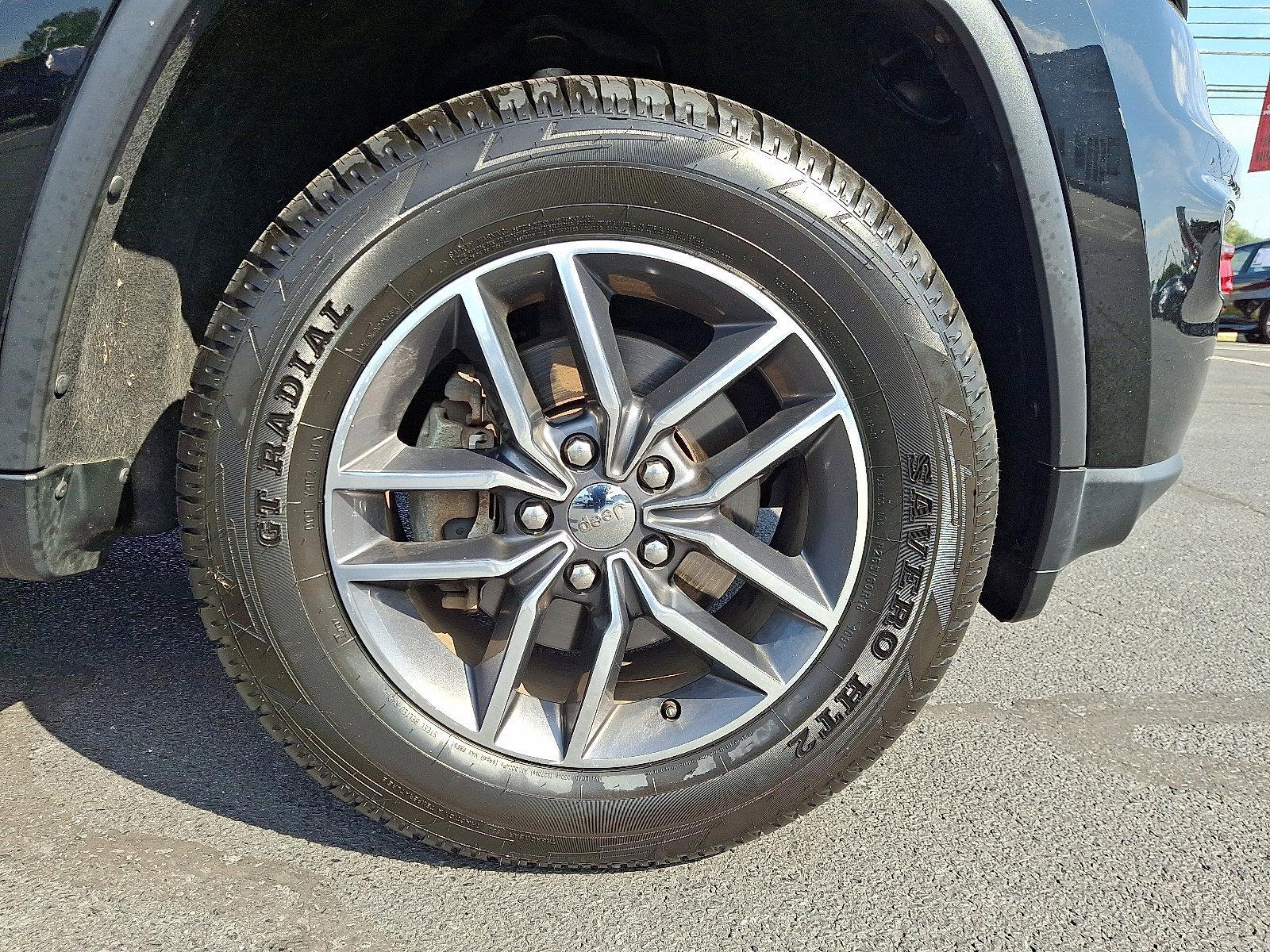 2017 Jeep Grand Cherokee Vehicle Photo in Harrisburg, PA 17111-1033