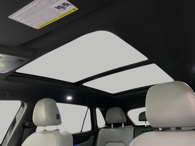 2024 Volkswagen Atlas Cross Sport Vehicle Photo in Appleton, WI 54913