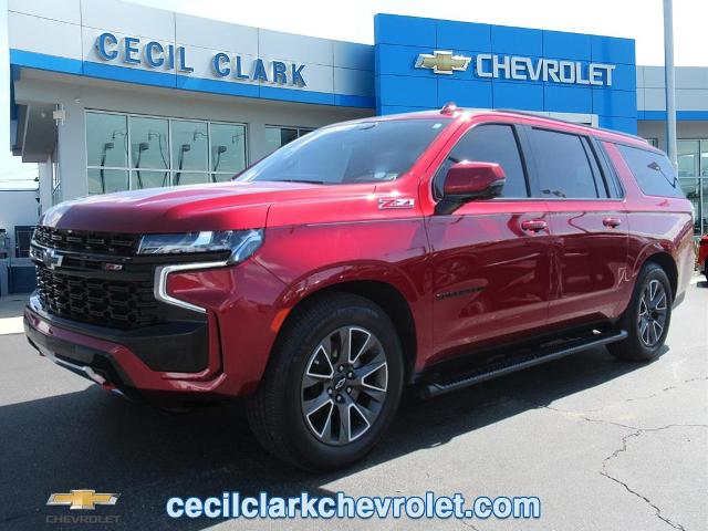 2024 Chevrolet Suburban Vehicle Photo in LEESBURG, FL 34788-4022