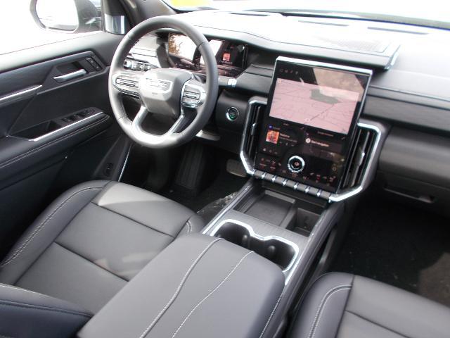 2025 GMC Acadia Vehicle Photo in LOWELL, MA 01852-4336