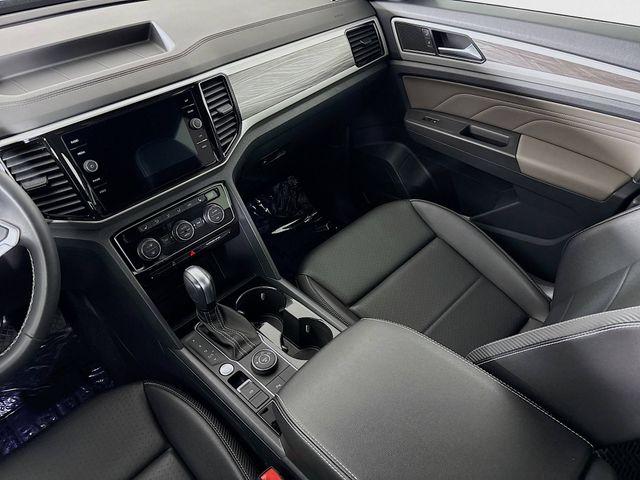 2023 Volkswagen Atlas Cross Sport Vehicle Photo in Puyallup, WA 98371