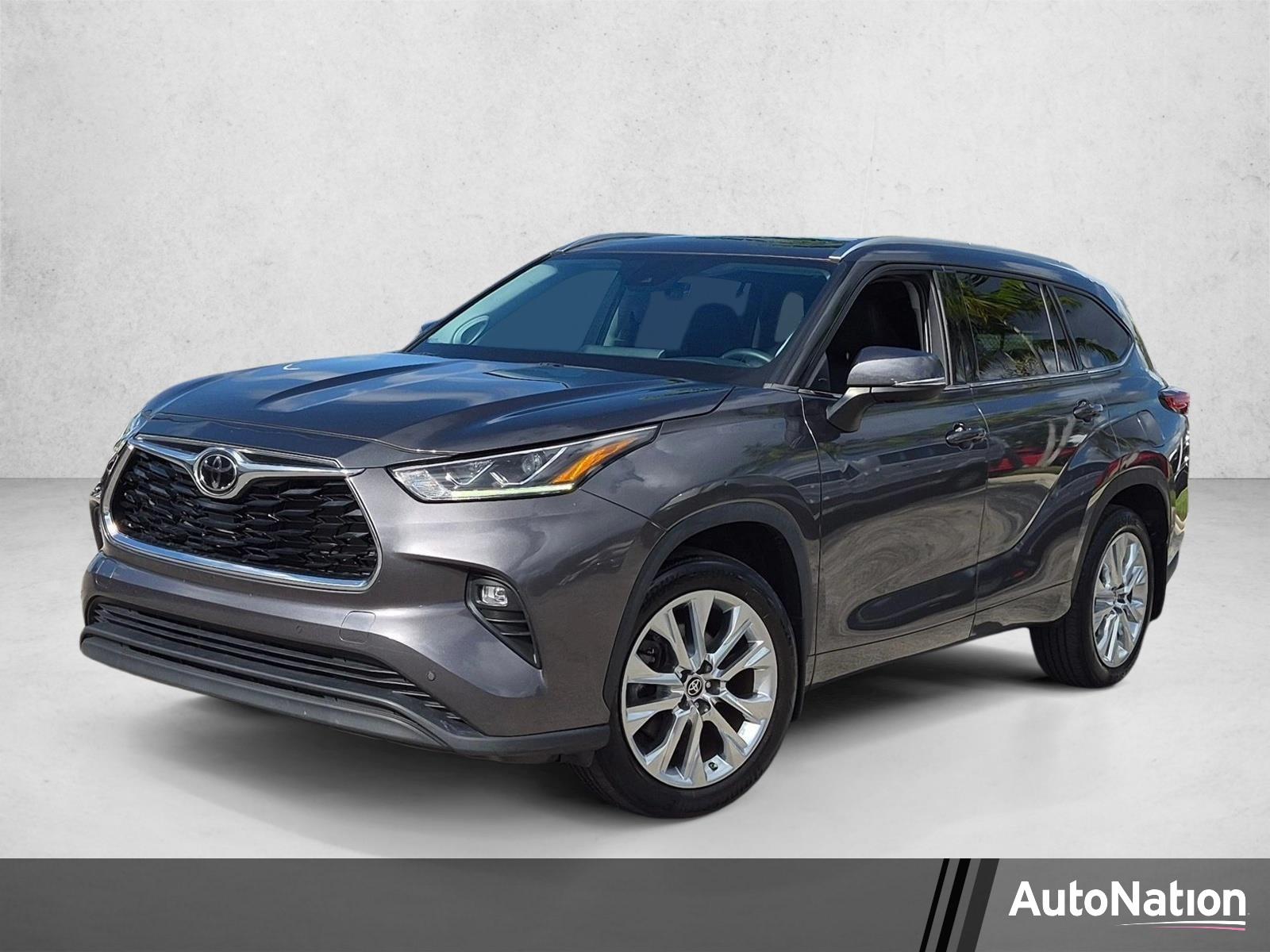 2023 Toyota Highlander Vehicle Photo in Miami, FL 33015