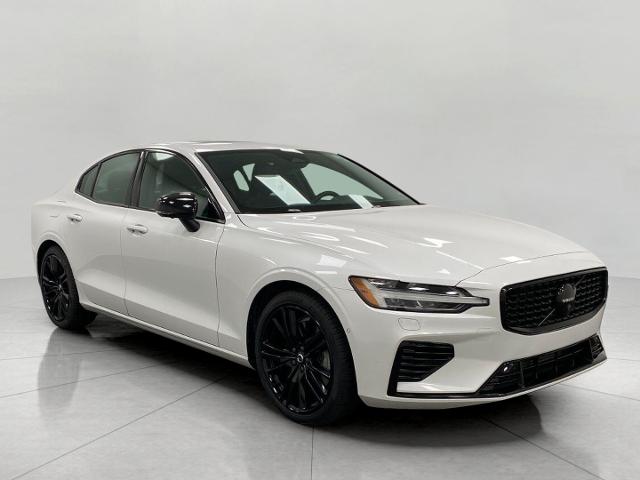 2024 Volvo S60 Recharge Plug-In Hybrid Vehicle Photo in Appleton, WI 54913