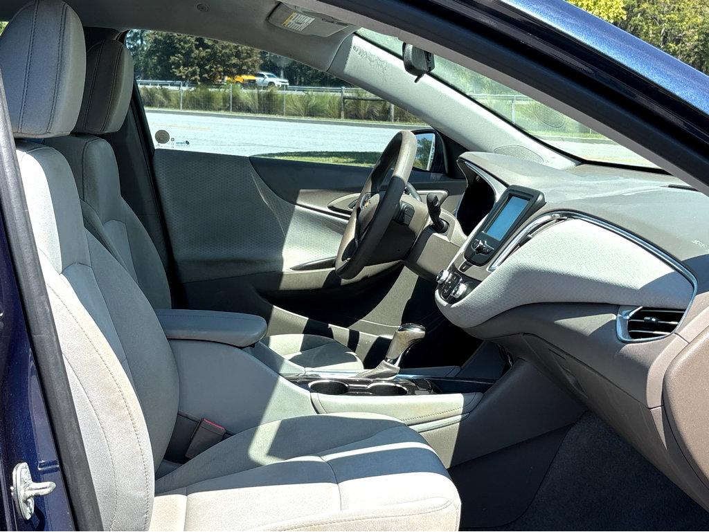 2016 Chevrolet Malibu Vehicle Photo in POOLER, GA 31322-3252