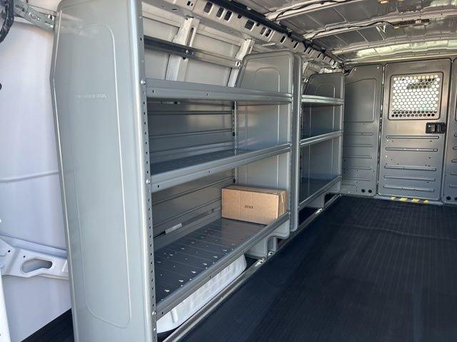 2025 GMC Savana Cargo 3500 Vehicle Photo in SAINT CLAIRSVILLE, OH 43950-8512
