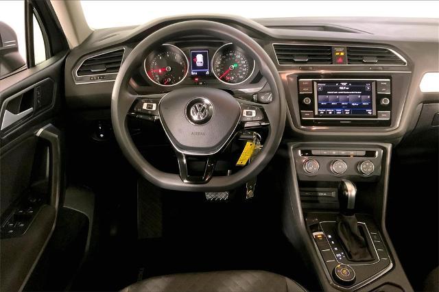 2021 Volkswagen Tiguan Vehicle Photo in Lees Summit, MO 64086